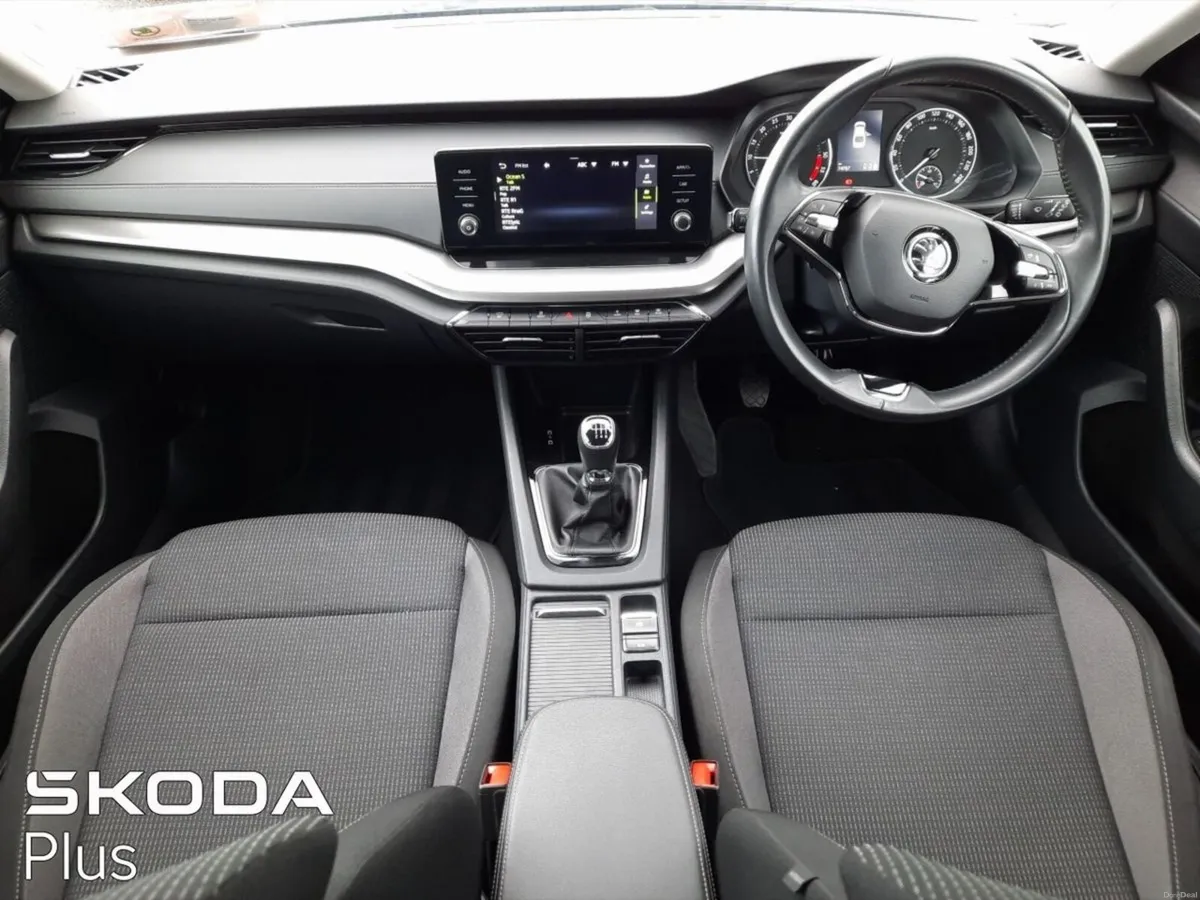 Skoda Octavia OCTAVIA AMB 2.0TDI 115HP - Image 3