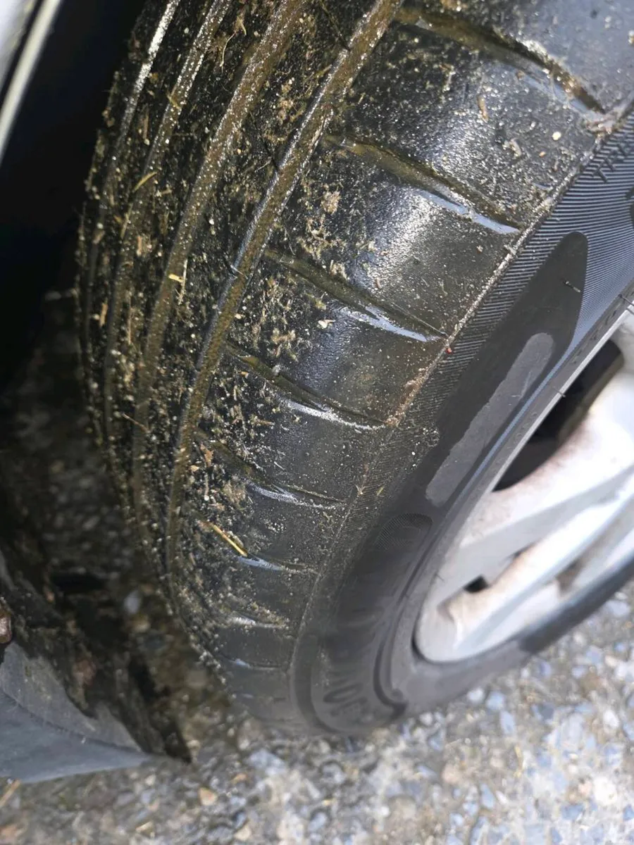 Toyota Avensis - Image 2