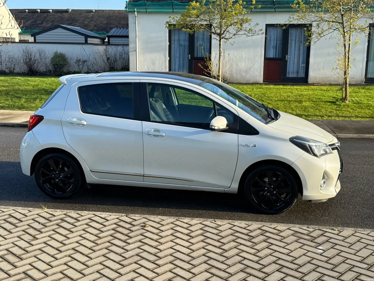 Toyota Yaris Hybrid Panoramic Roof NCT & Tax - Image 2