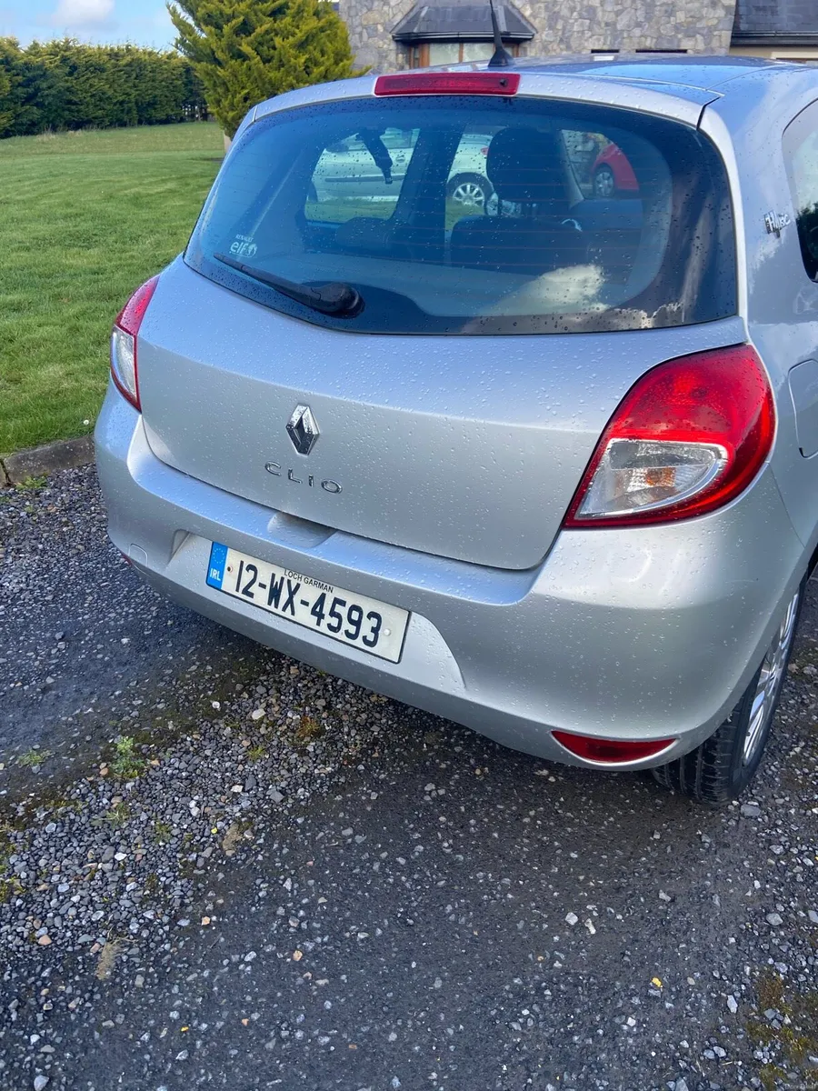 2012 Renault Clio  low milage - Image 4