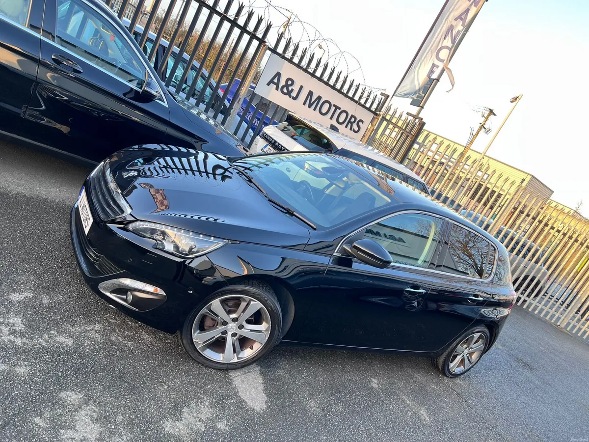 15 PEUGEOT 308 1.2 AUTO GLASS ROOF - Image 2