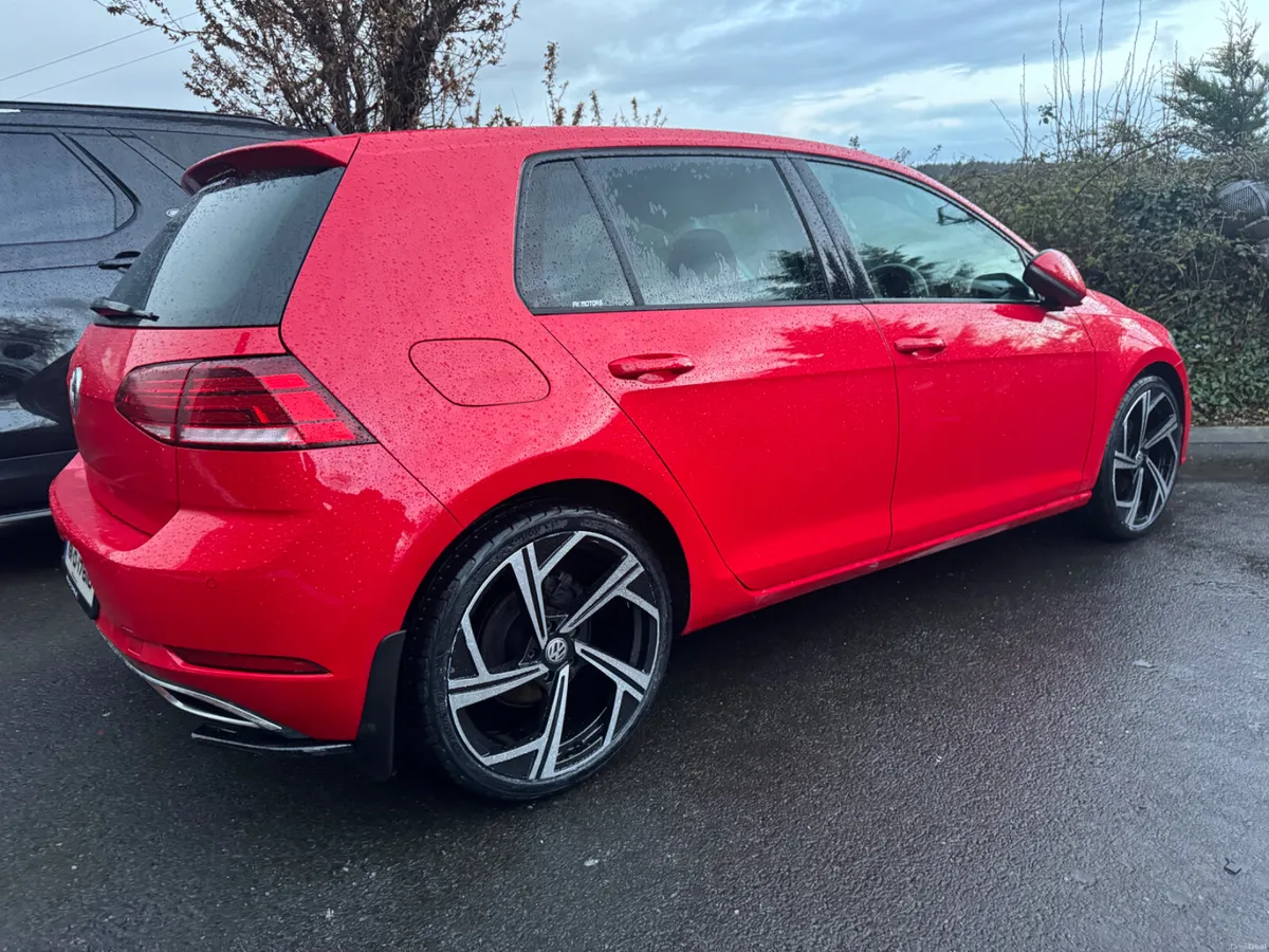Volkswagen Golf 2019 highline auto - Image 1