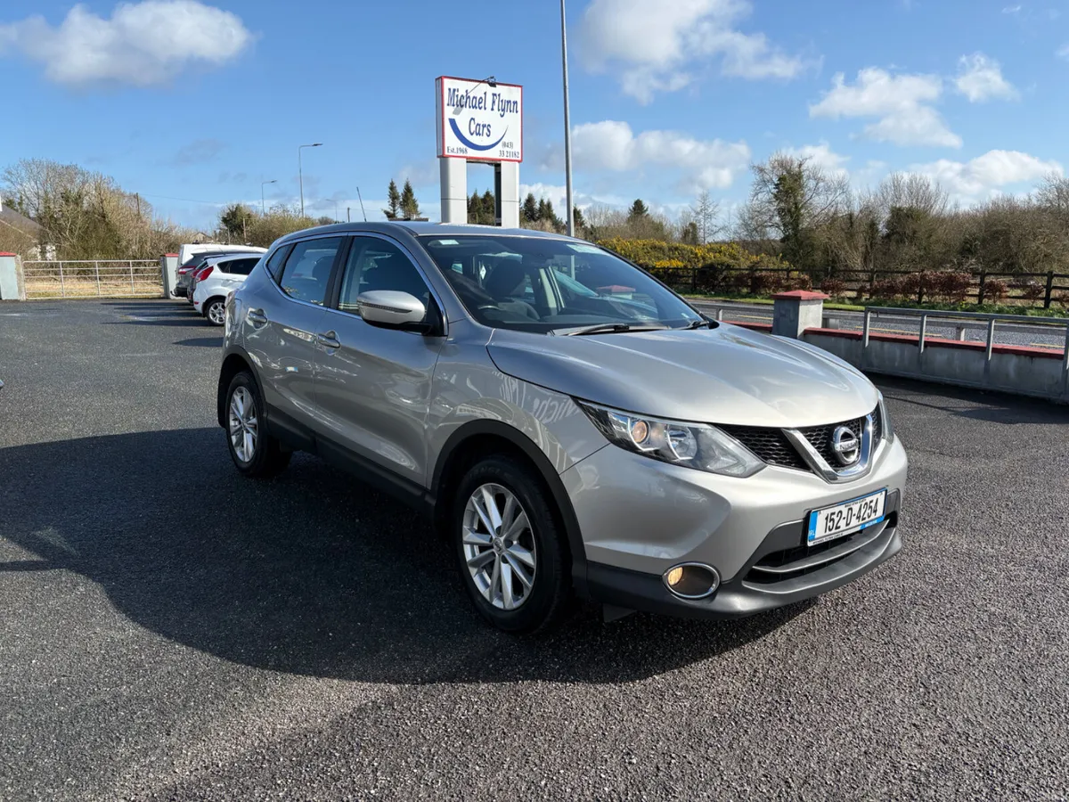 Nissan Qashqai 1.5 DCi SE Irish FSH 152 - Image 3