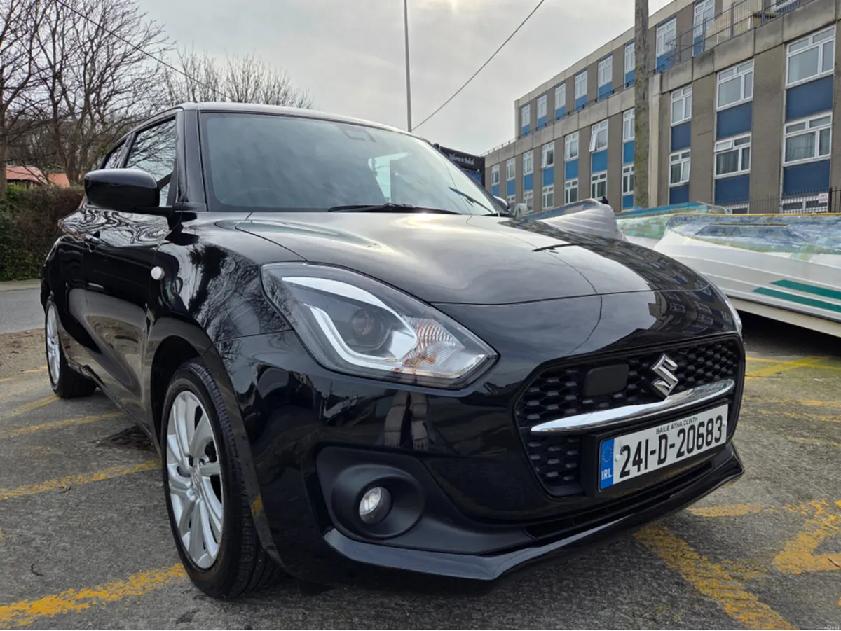 Suzuki Swift 1.2 DUALJET HYBRID SZ-T - Image 1