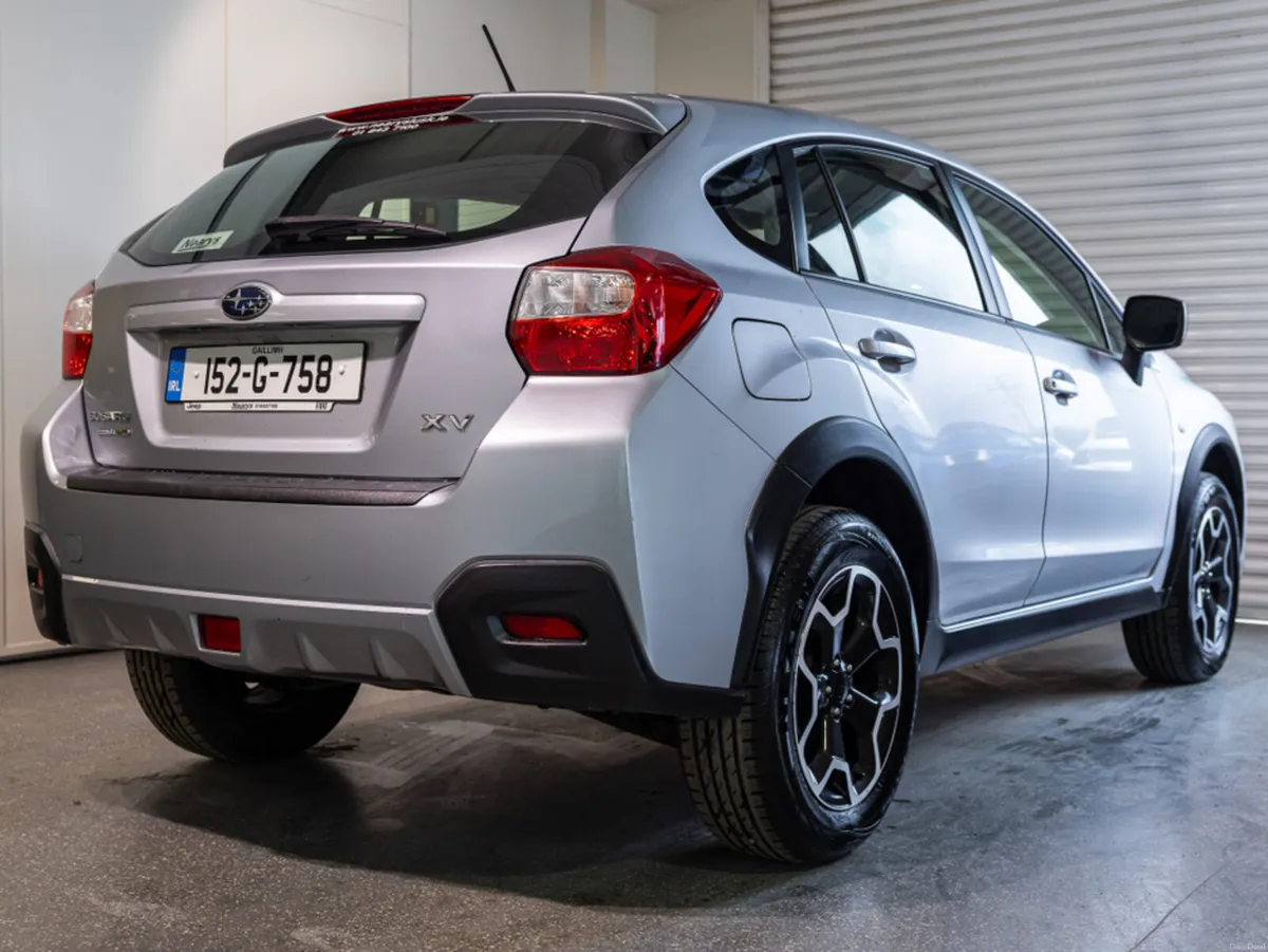 Subaru XV 1.6 I MT 4DR - Image 4