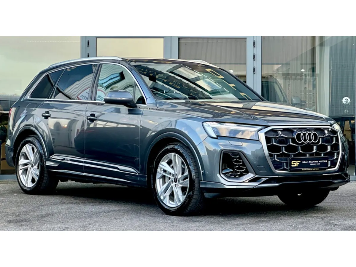 Audi Q7 S LINE 55 TFSI E QUATTRO - Image 1