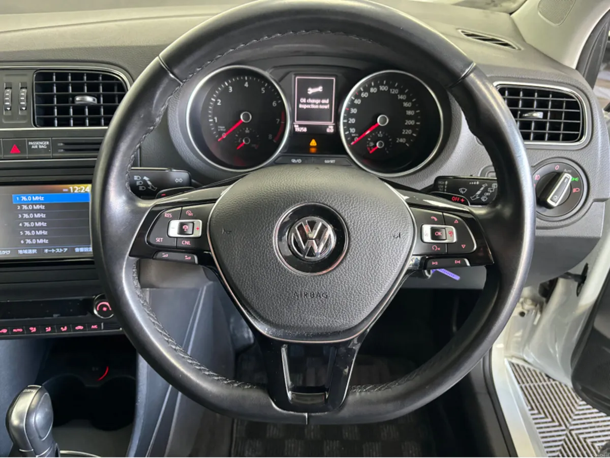 Volkswagen Polo *VOLKSWAGEN POLO* *DSG* *BT AUDIO* - Image 2