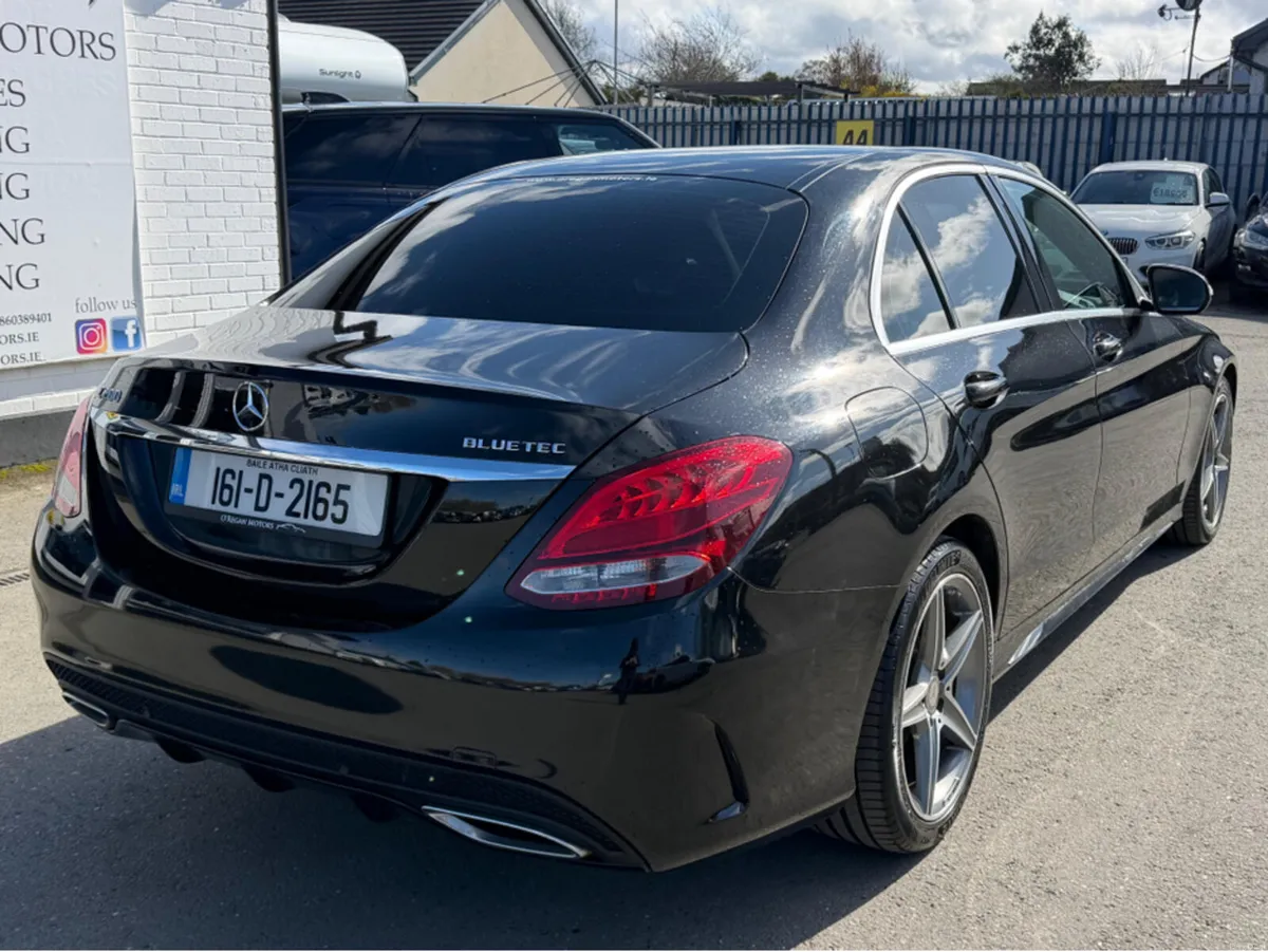 Mercedes-Benz C-Class C200D AMG-LINE AUTO - Image 4