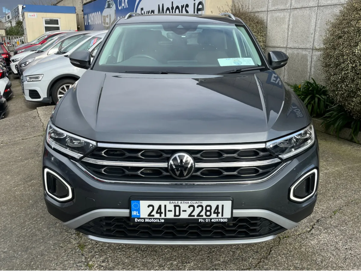 Volkswagen T-Roc STYLE 1.0 TSI PETROL MANUAL //REV - Image 2