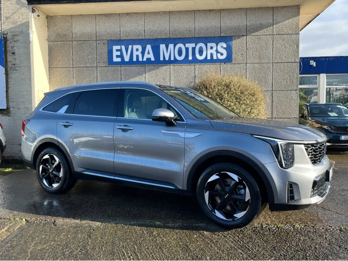 Kia Sorento PE 7 SEATER AUTOMATIC 2.2 DIESEL //HIG - Image 3