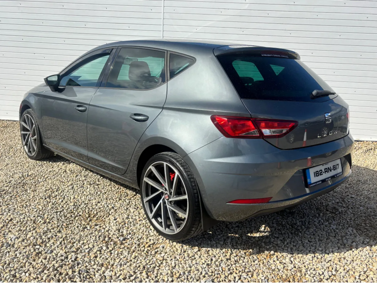 SEAT Leon 1.6 TDI SE DYNAMICS TECH 1 115PS 5DR - Image 2