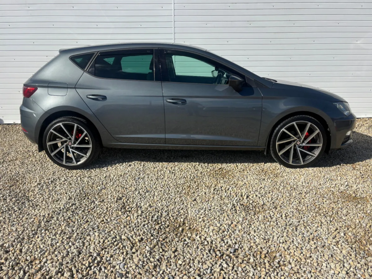 SEAT Leon 1.6 TDI SE DYNAMICS TECH 1 115PS 5DR - Image 4
