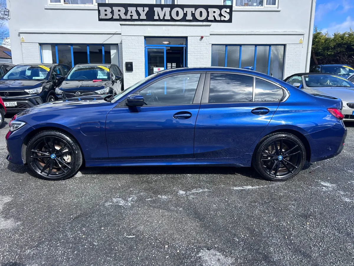 2020 BMW 330e G20 M SPORT ALLOYS LOW KMS - Image 3