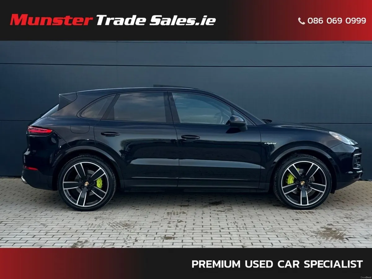 Porsche Cayenne 3.0 V6 E-Hybrid - Image 2