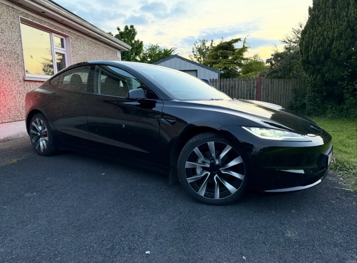 Tesla Mode 3 AWD Long Range - Image 3