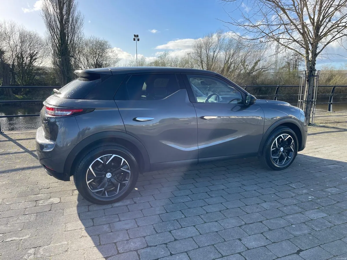 2021 DSAutomobiles Electric DS3 Crossback Elegance - Image 3