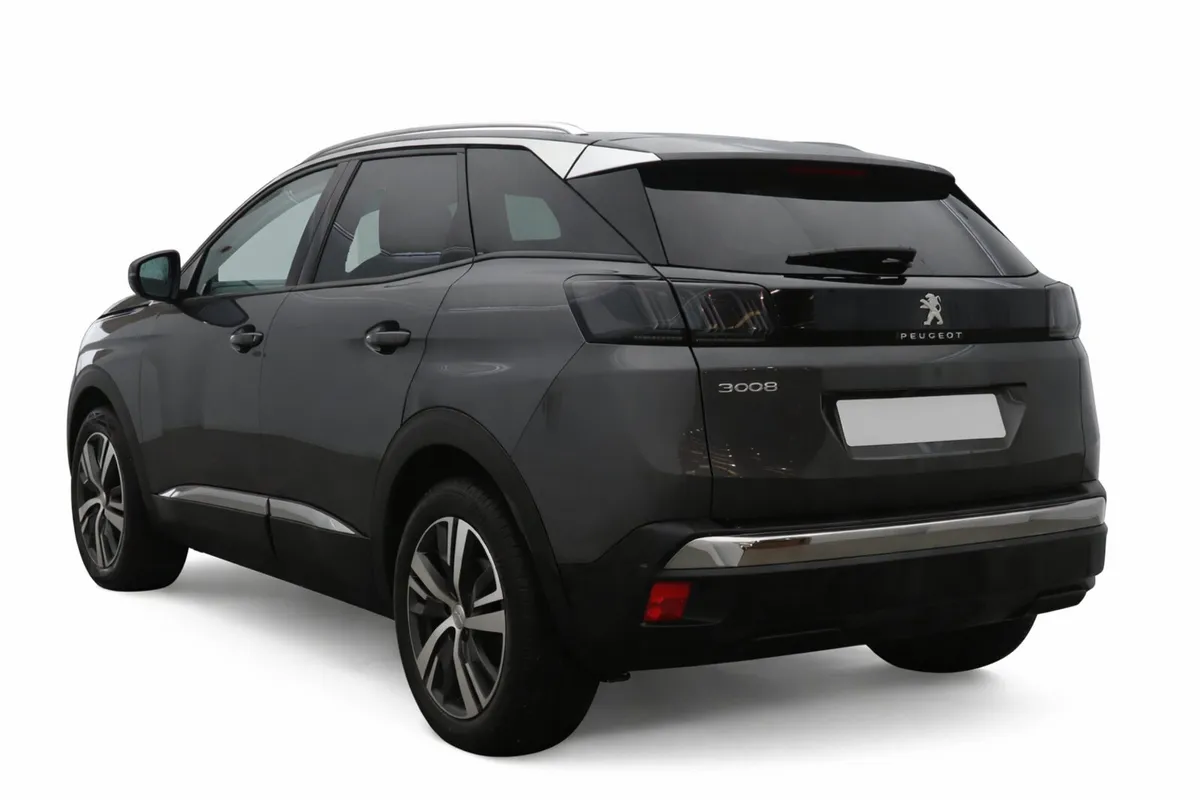 2022 Peugeot 3008 1.5HDI ALLURE AUTOMATIC - Image 2