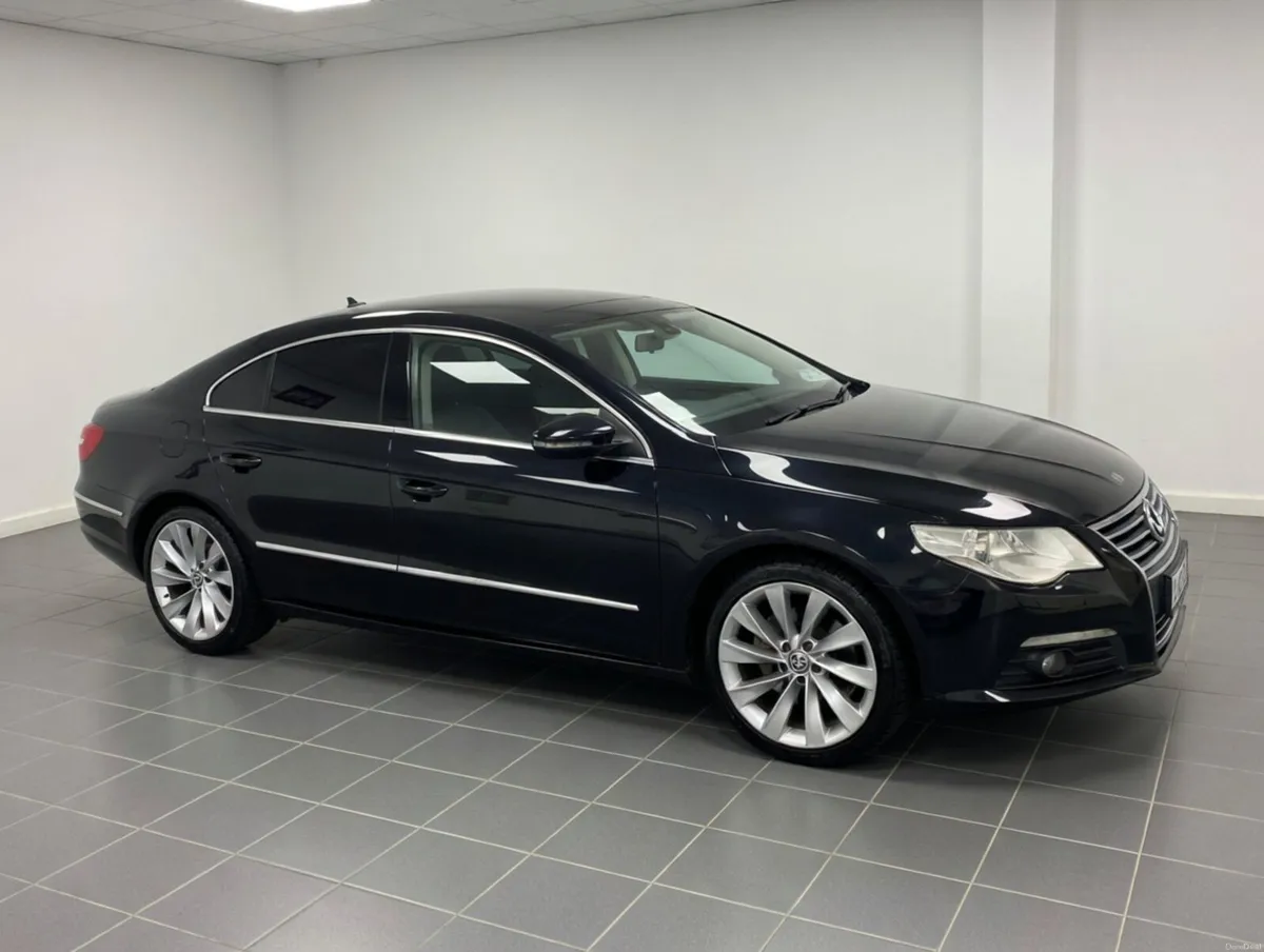 Volkswagen Passat 2011 - Image 1