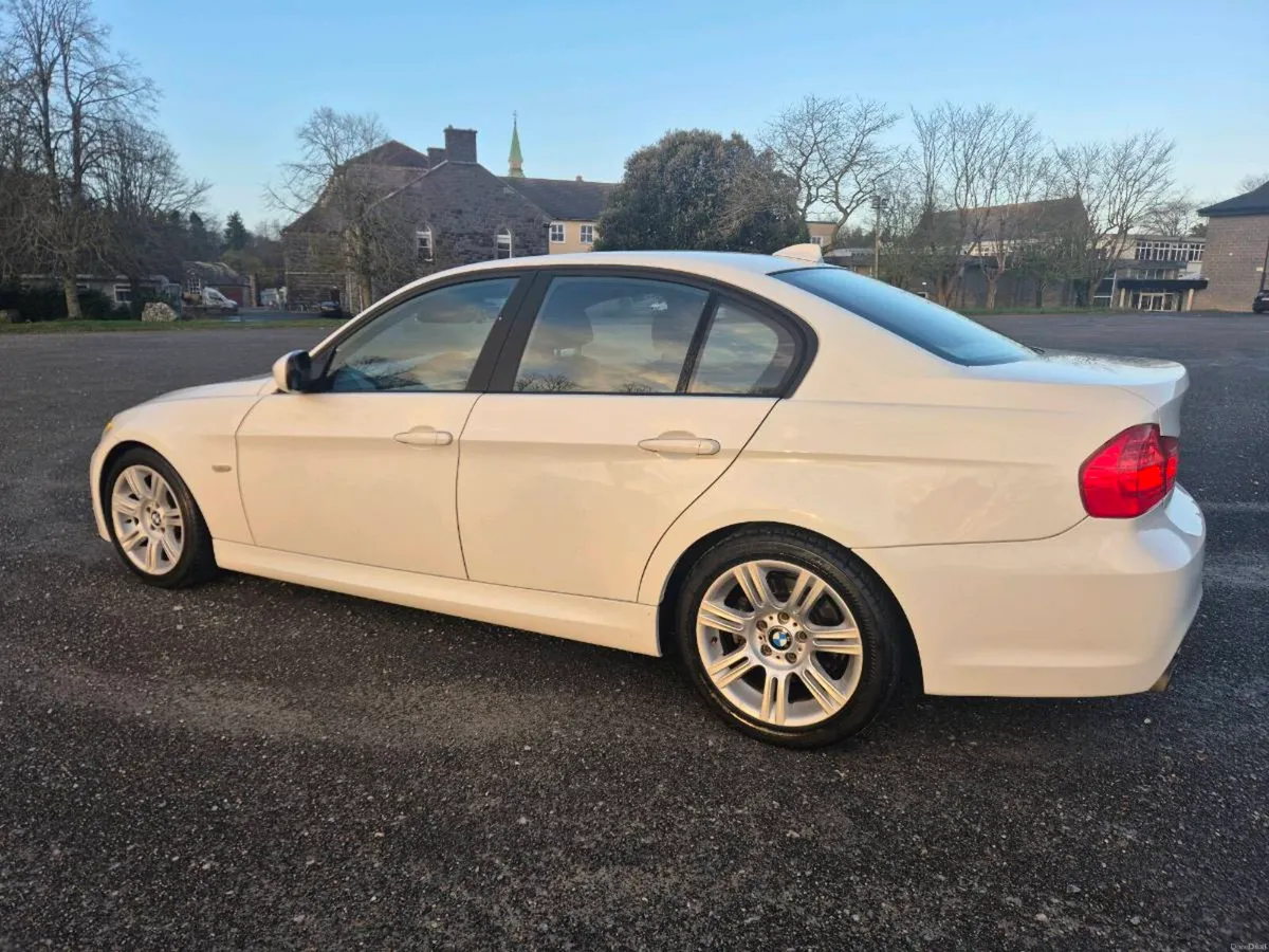 2011 BMW 320i MSPORT PETROL AUTOMATIC - Image 4