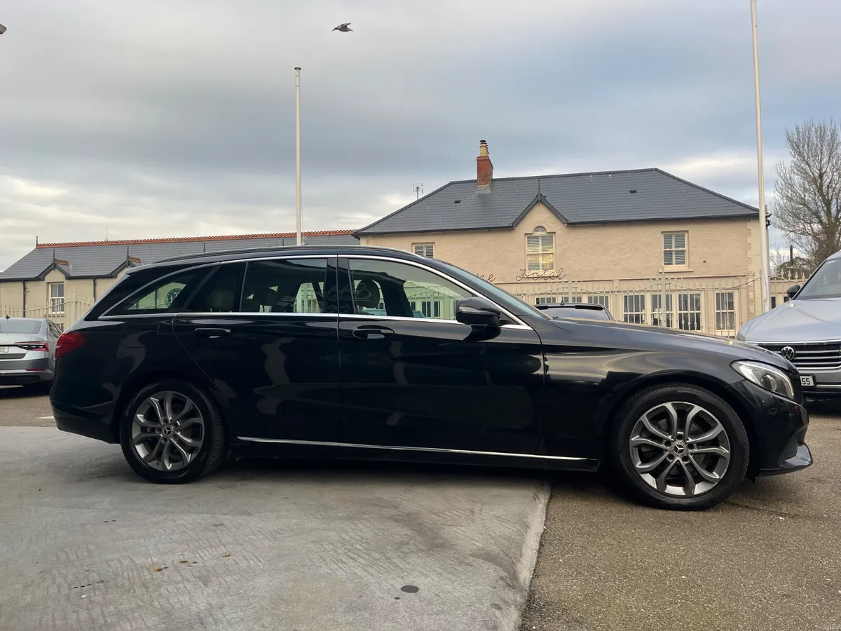 172 Mercedes C200 estate Avantgarde - Image 4
