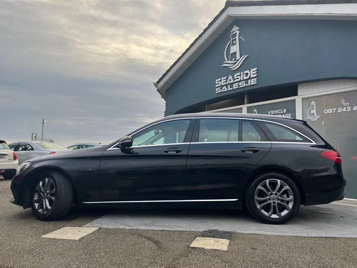 172 Mercedes C200 estate Avantgarde - Image 2