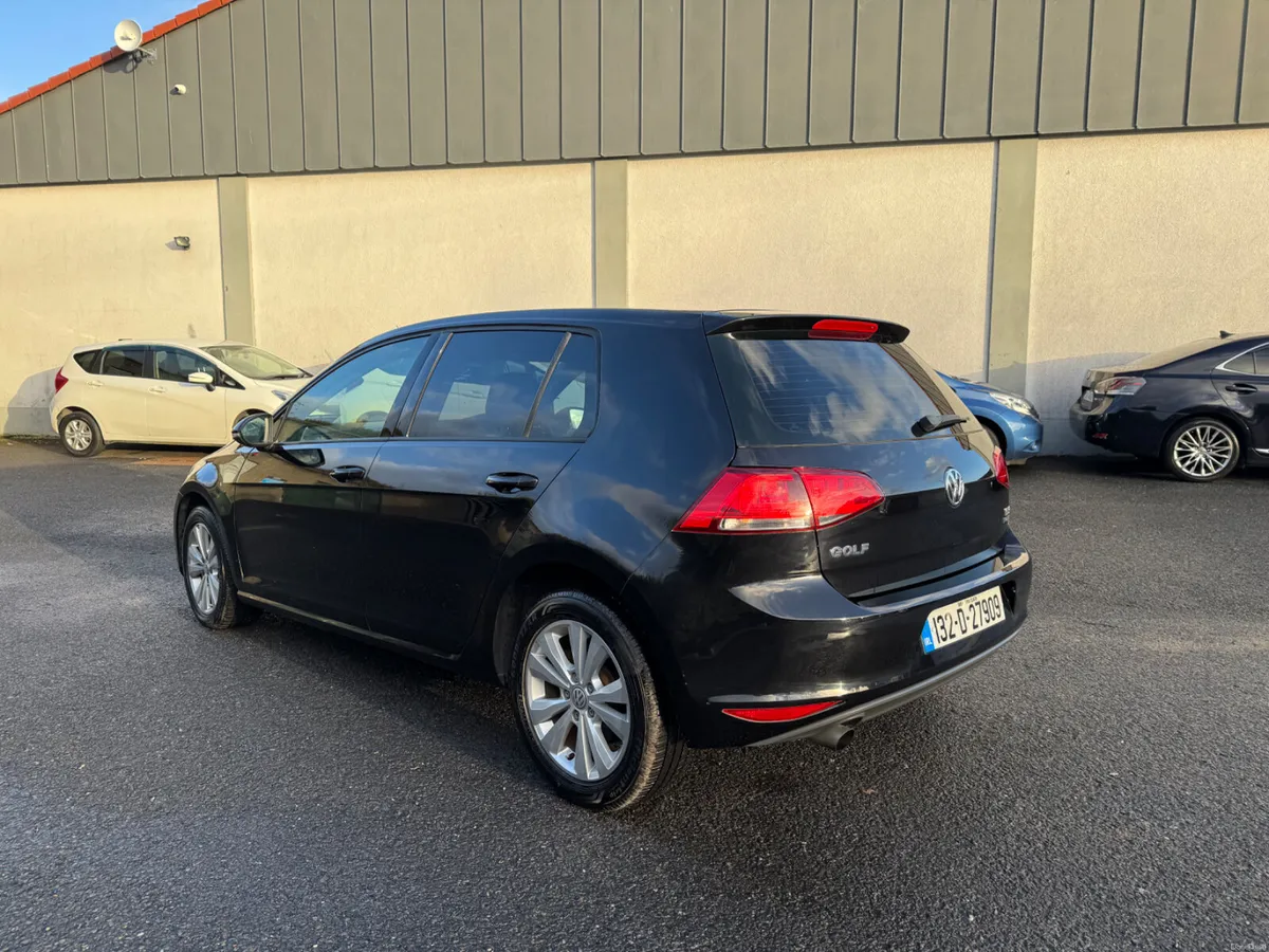 Volkswagen Golf 2013 Automatic  Petrol - Image 4