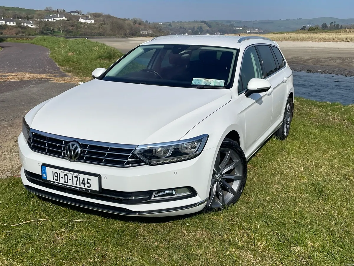 Passat Estate,  2.0 DSG, low mileage, Irish car - Image 2