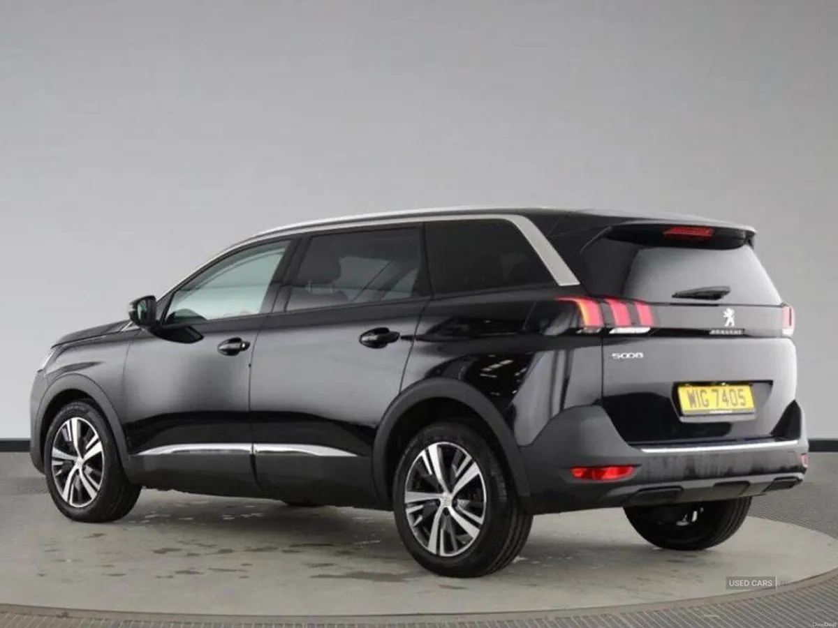 Peugeot 5008 DIESEL ESTATE - Image 3