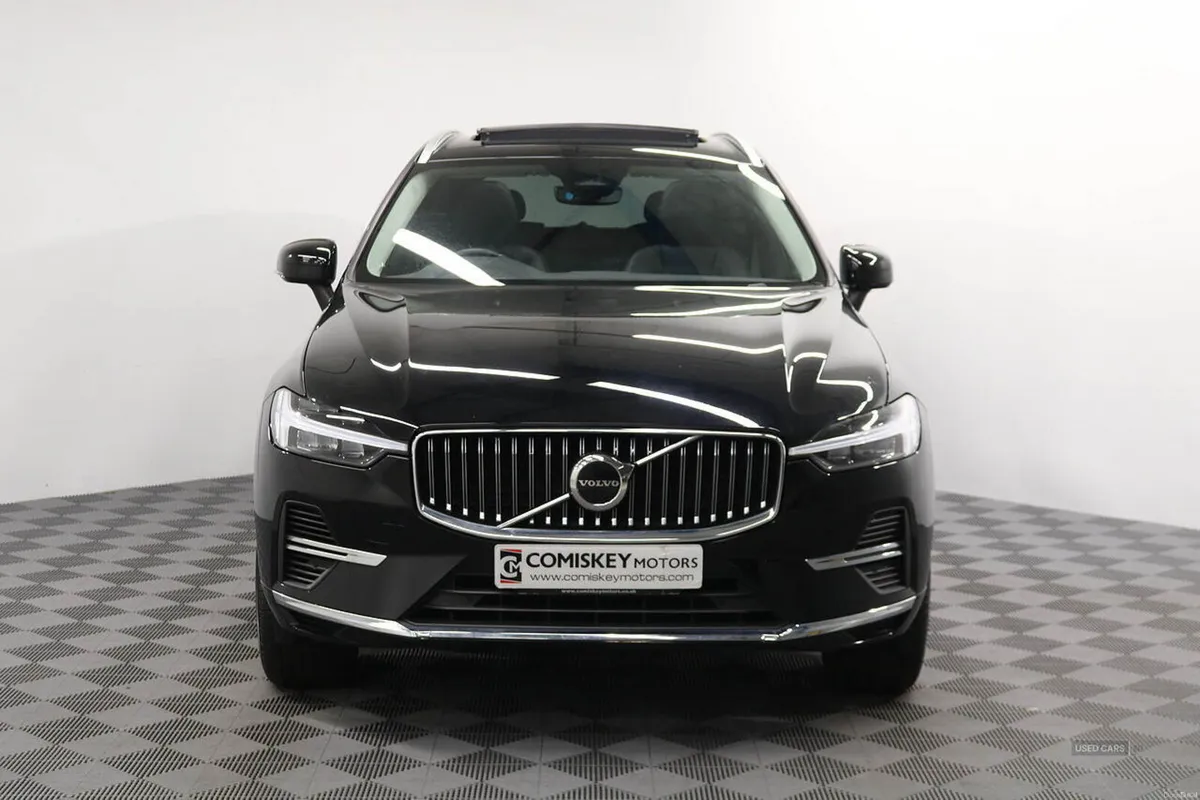 Volvo XC60 h T6 Core - Image 2