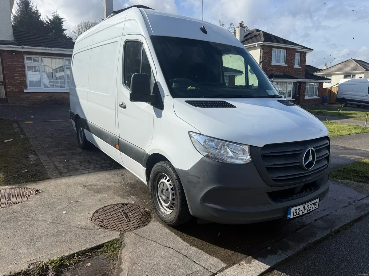 Mercedes Sprinter - Image 1