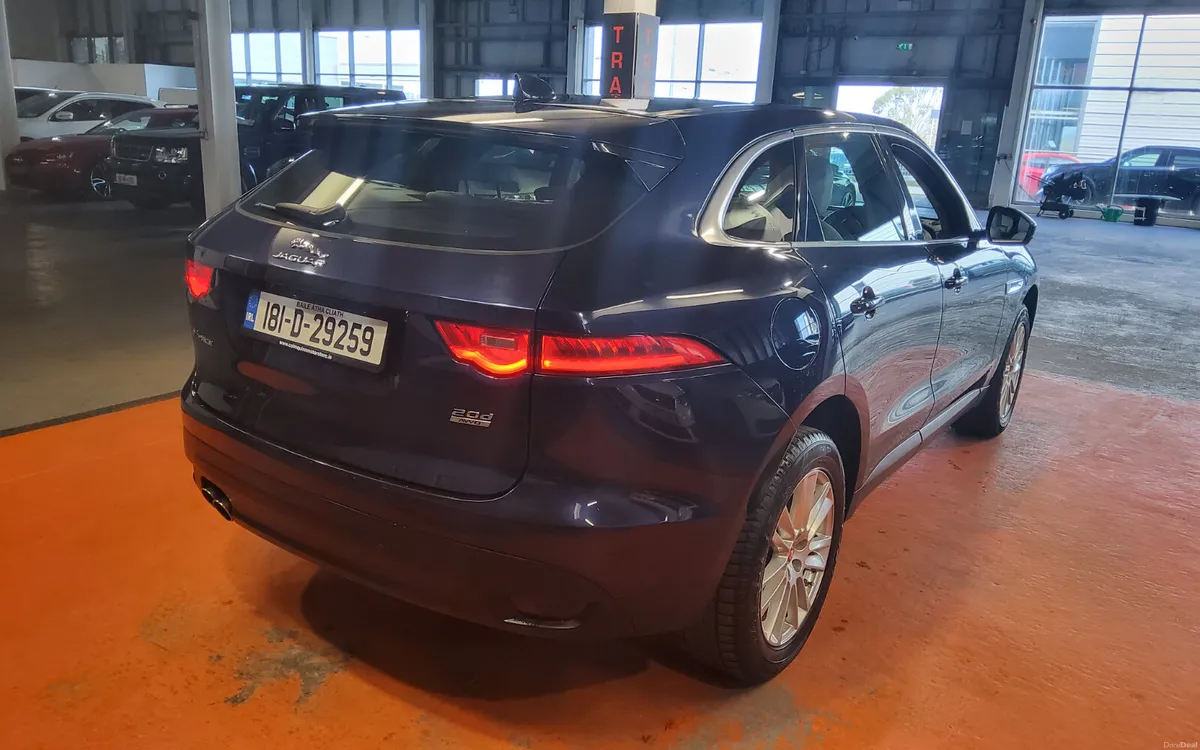 Jaguar F-Pace 2018 - Image 4