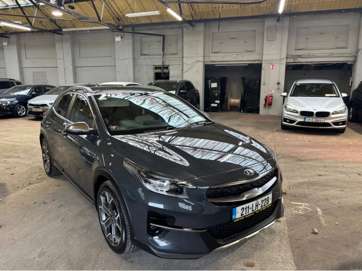 Kia XCeed PHEV 5DR AUTO - Image 1