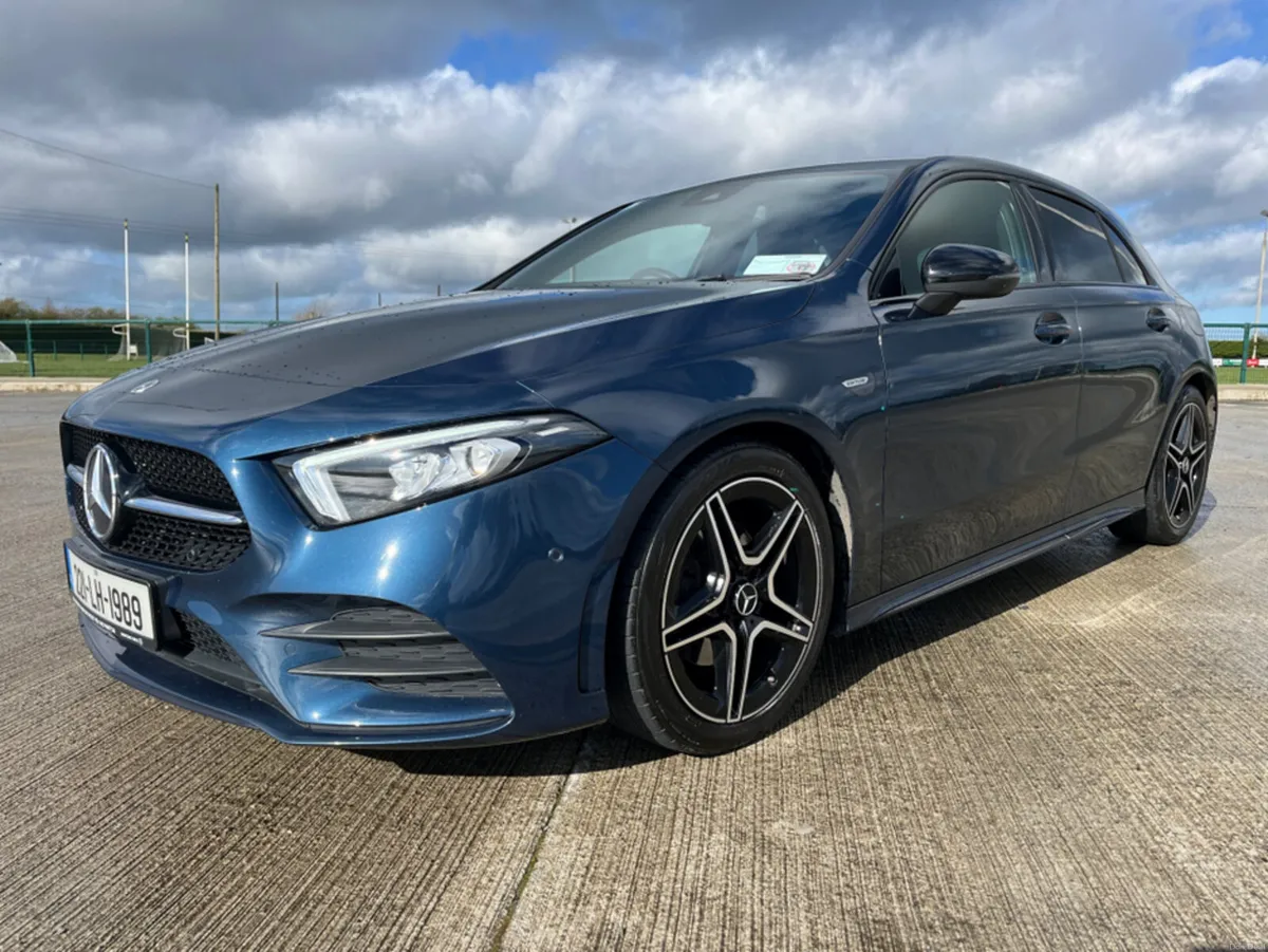 Mercedes-Benz A-Class A200 AMG LINE EXECUTIVE 5DR - Image 2