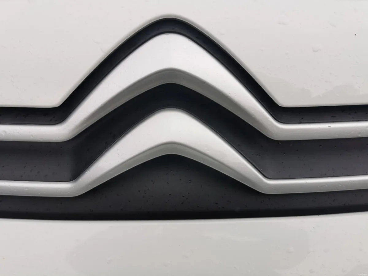 Citroen Berlingo LX BLUEHDI 100 MWB 65 650KG EUR6. - Image 2