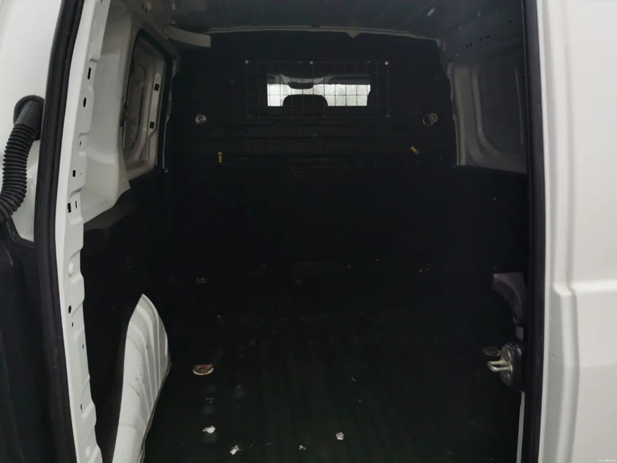 Citroen Berlingo LX BLUEHDI 100 MWB 65 650KG EUR6. - Image 3