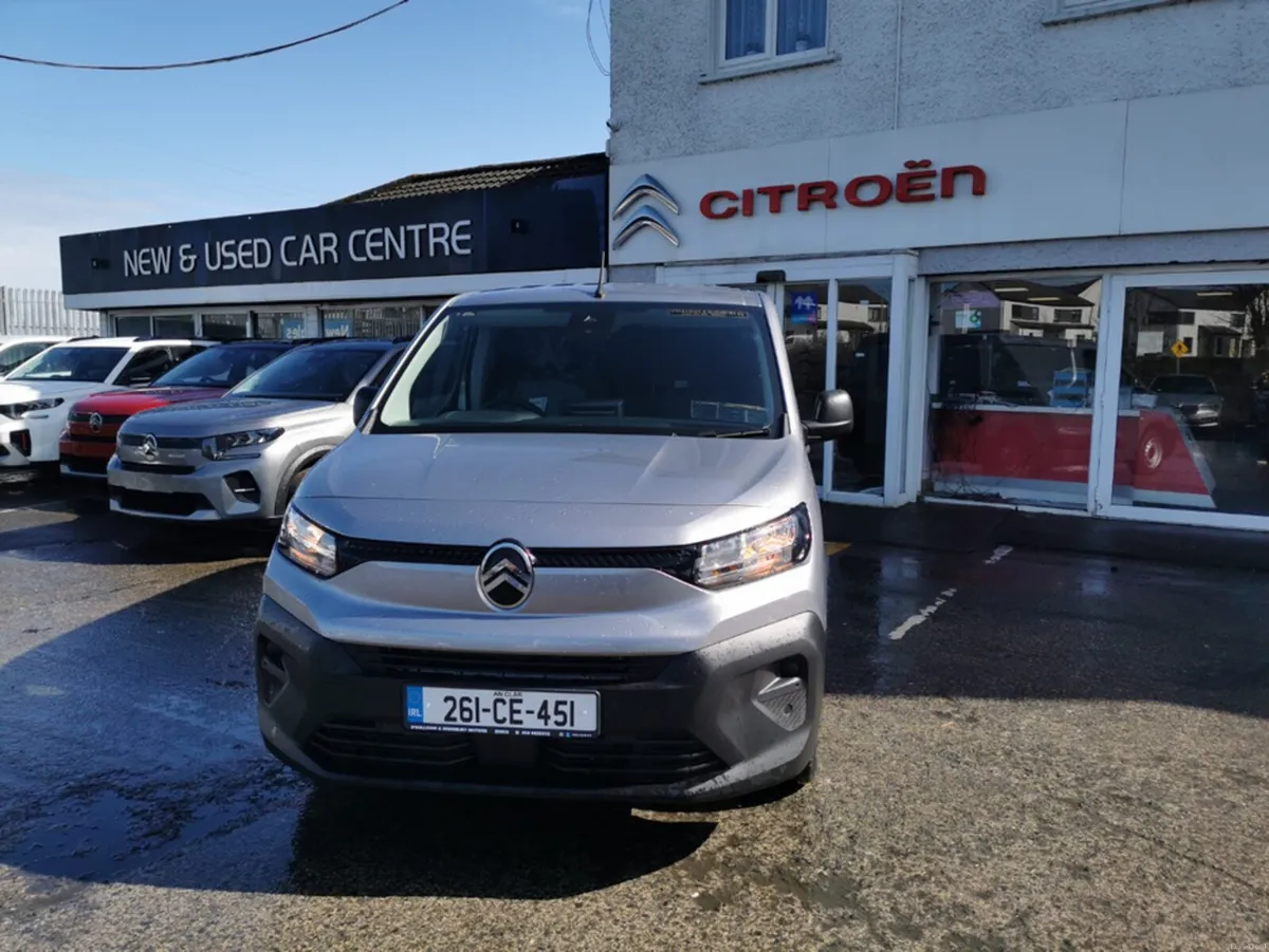 Citroen Berlingo LX PLUS BLUEHDI 100 MWB 650KG - Image 1
