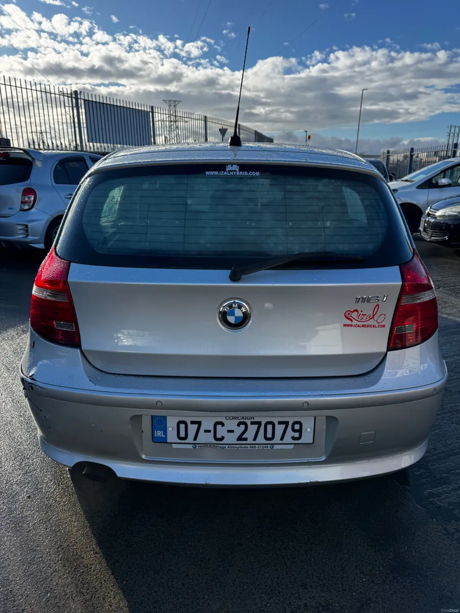 BMW 1-Series 2007 - Image 2
