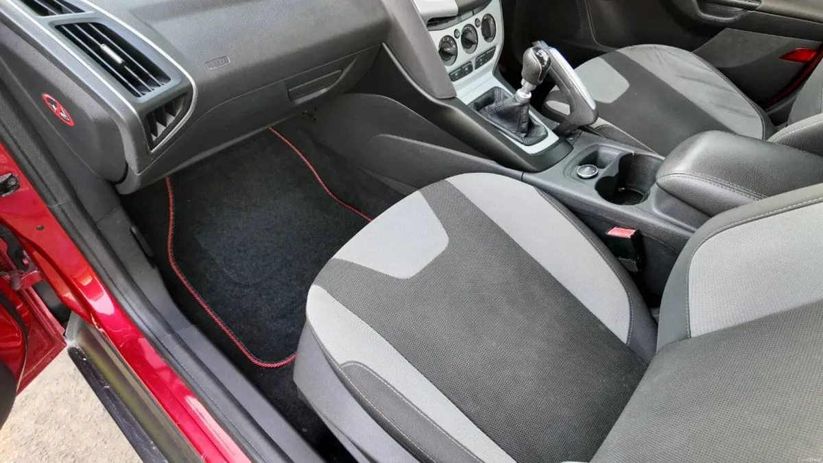 Ford Focus MK3. 1.6 Diesel - Image 3