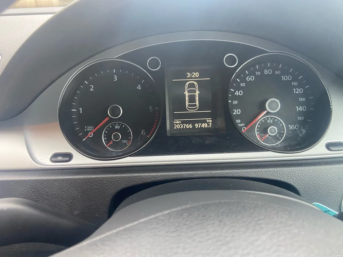 Passat 1.6 tdi 2011 FRESH NCT (11/1/2027) - Image 2