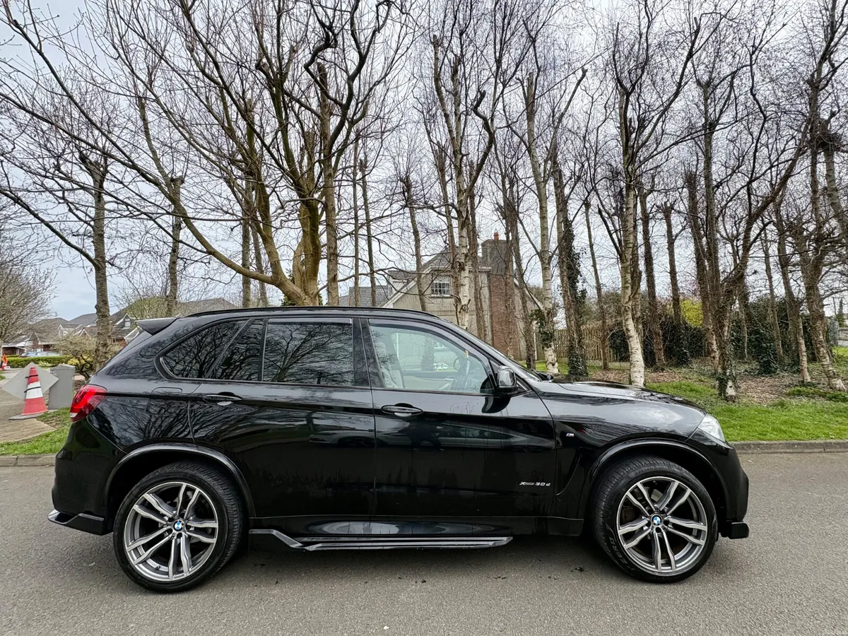 BMW X5 2015 - Image 2