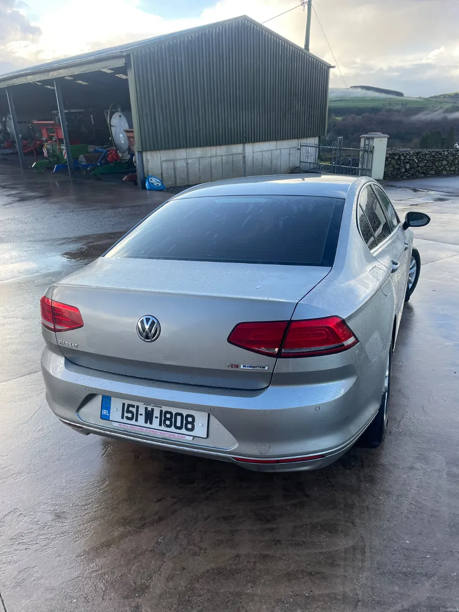 Volkswagen Passat 2015 - Image 4