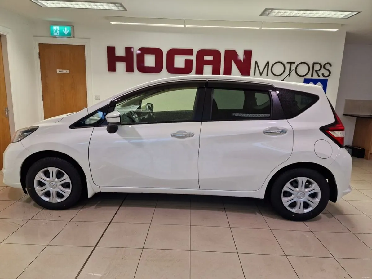 Nissan Note 1.2 SE 5DR Automatic - Image 4