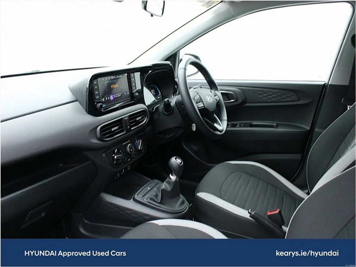 Hyundai i10 Deluxe Plus - Image 5