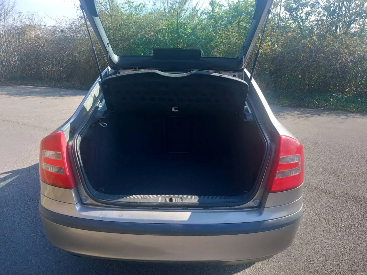 07.Skoda.Octavia.242km.nct.1/27.tax1/27.1.4pet - Image 3