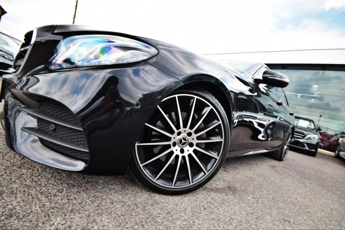 Mercedes-Benz E-Class E300d AMG Premium Plus 245bh - Image 6