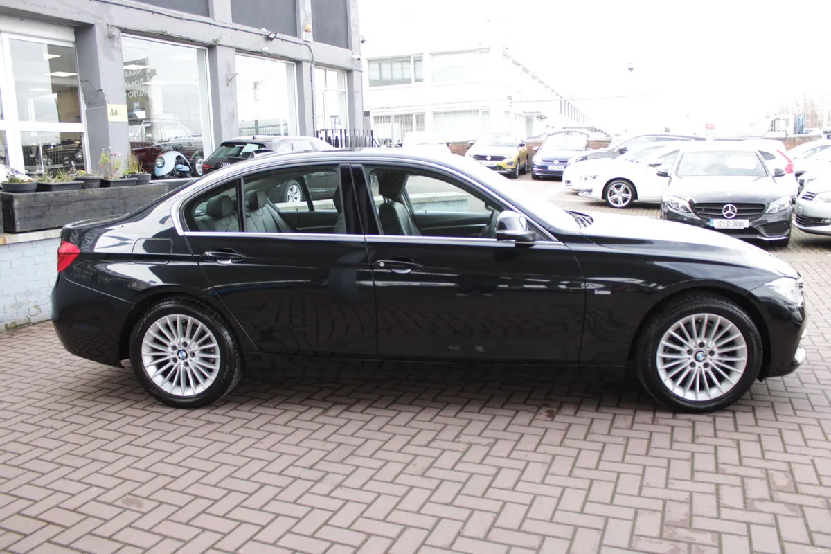 2018 320D 4DR SALOON AUTO - Image 3