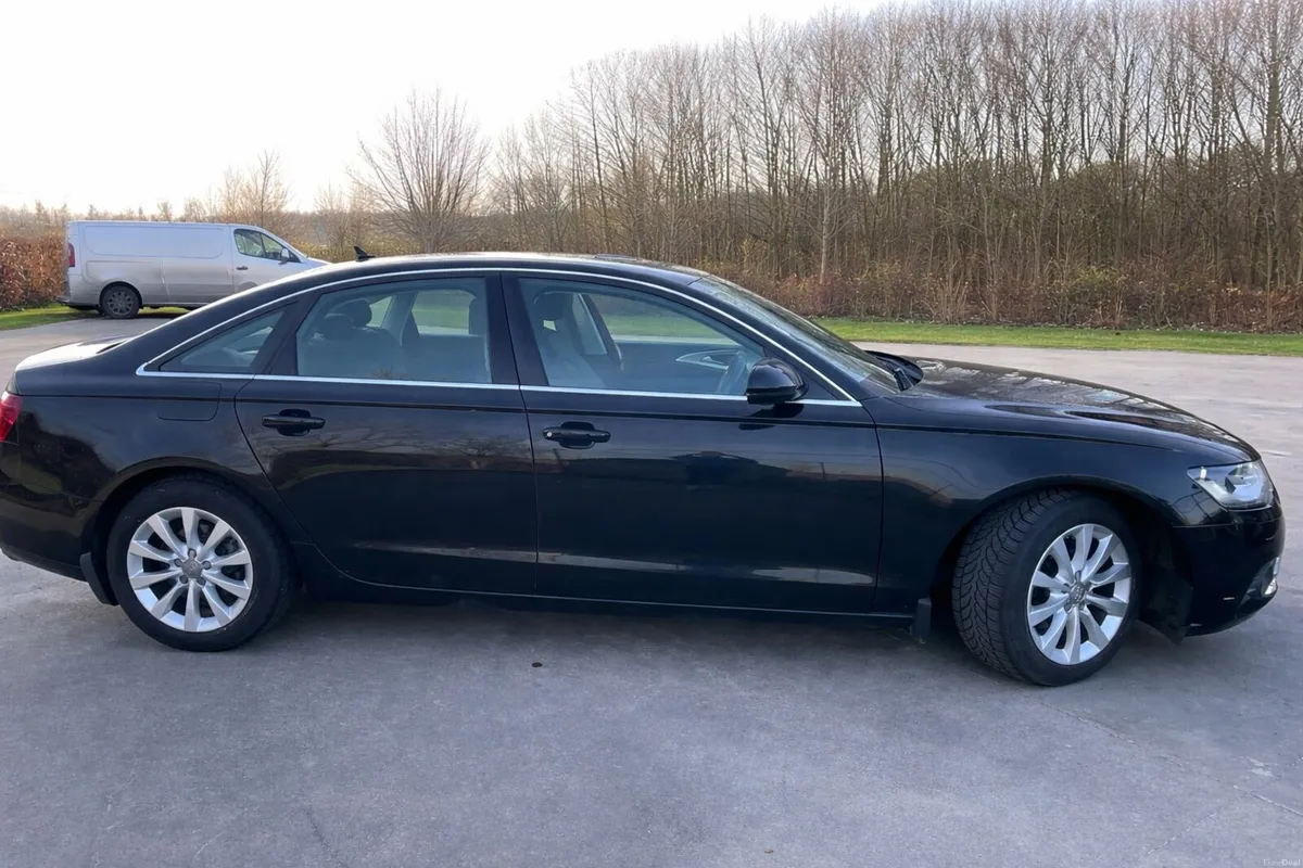 Audi A6 2013 - Image 2