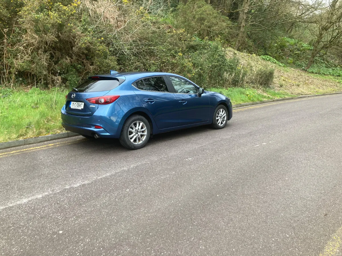 2017 Mazda3 Executive SE only 49000 Klm - Image 3