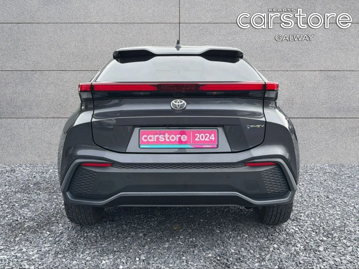 Toyota C-HR C-Hr Design Phev Auto  Design  223 VVT - Image 4