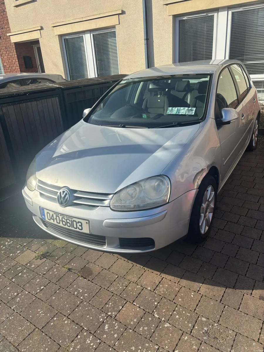 Golf 04 1.6 flat tires - Image 1